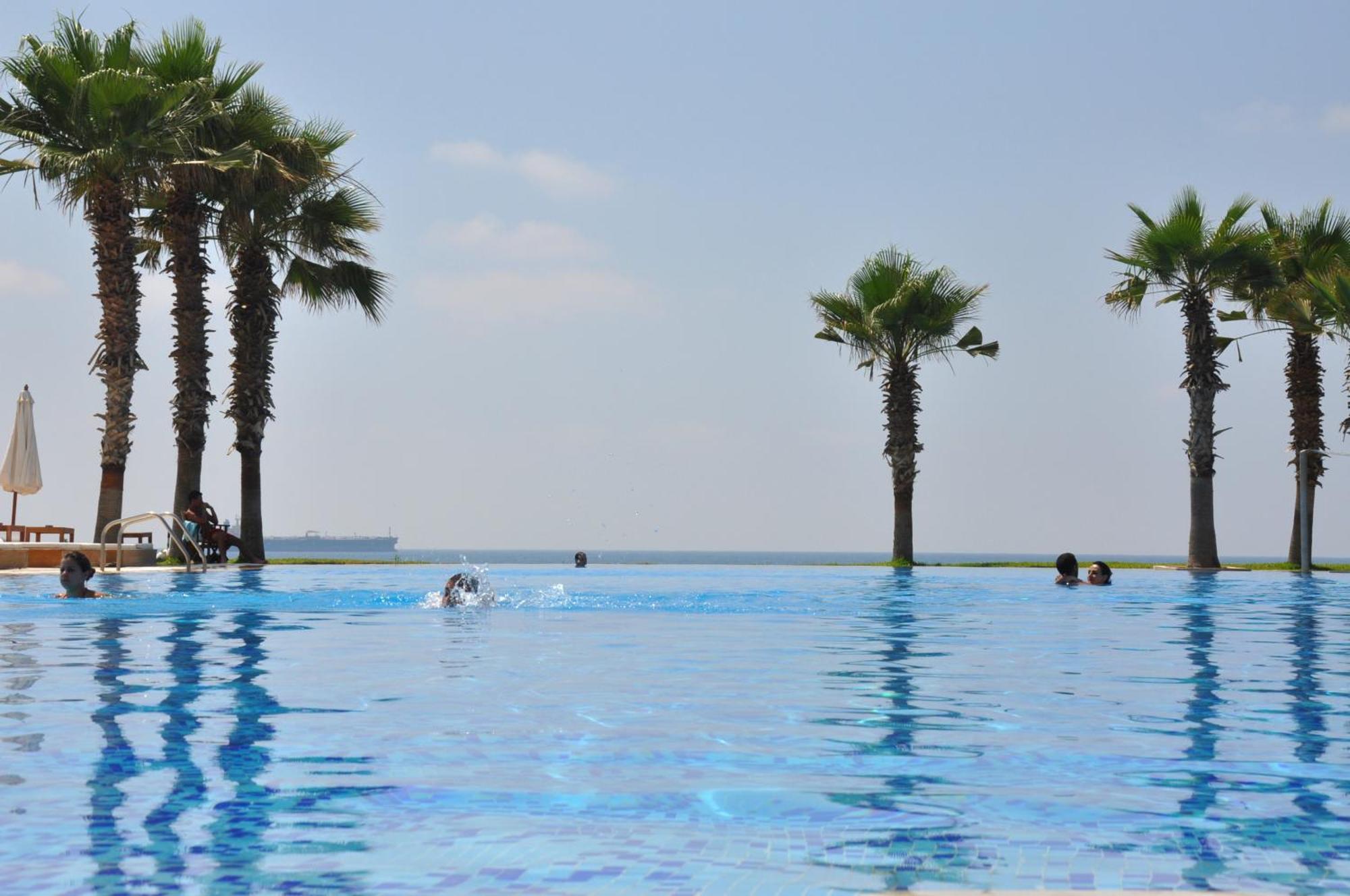 Pangea Beach Resort Jieh Buitenkant foto